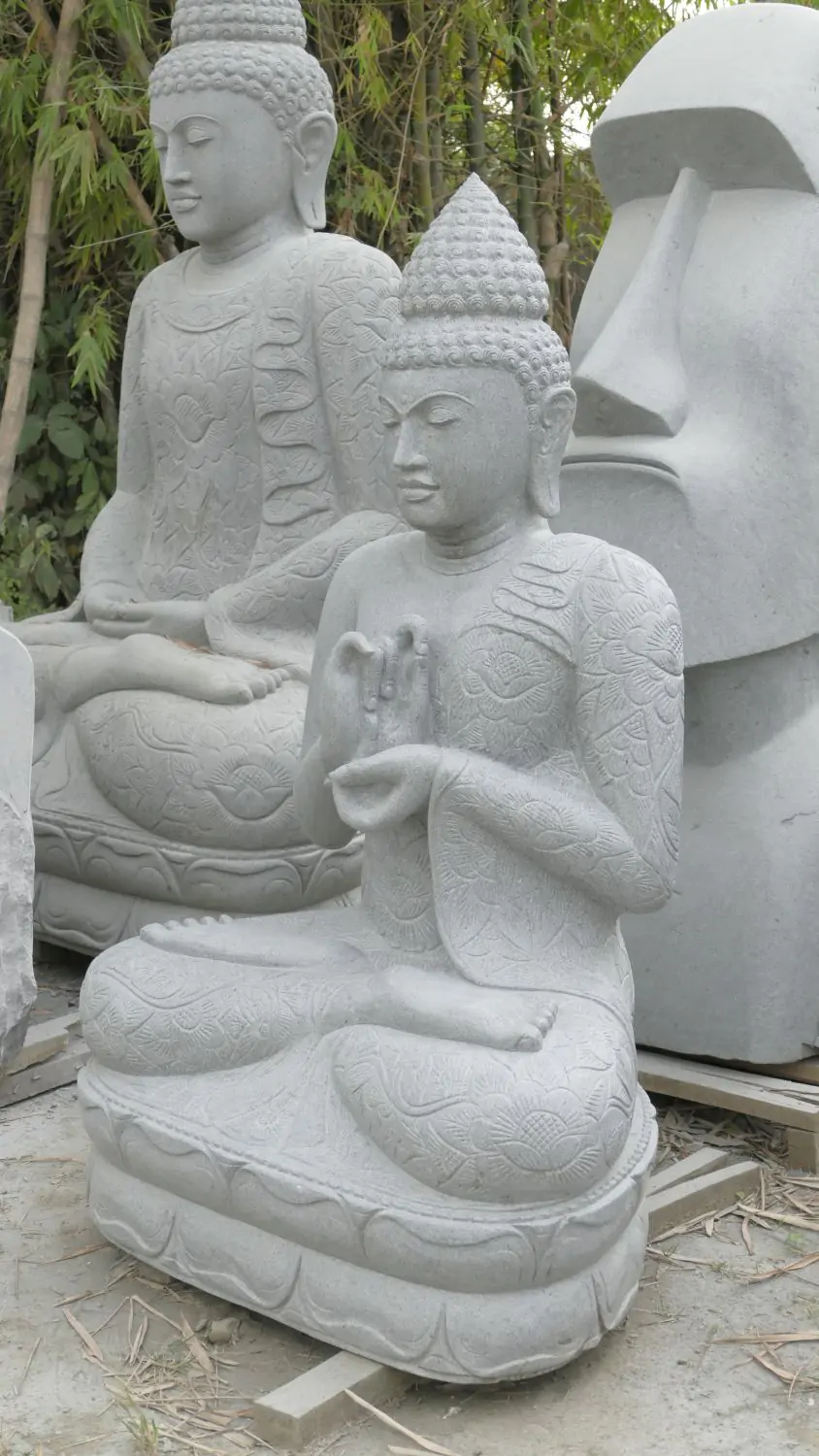  Product image 4 of the product “Seated Buddha with floral carving -Chakra position. About 152cm height. Natural stone (river stone), stonemasonry ”